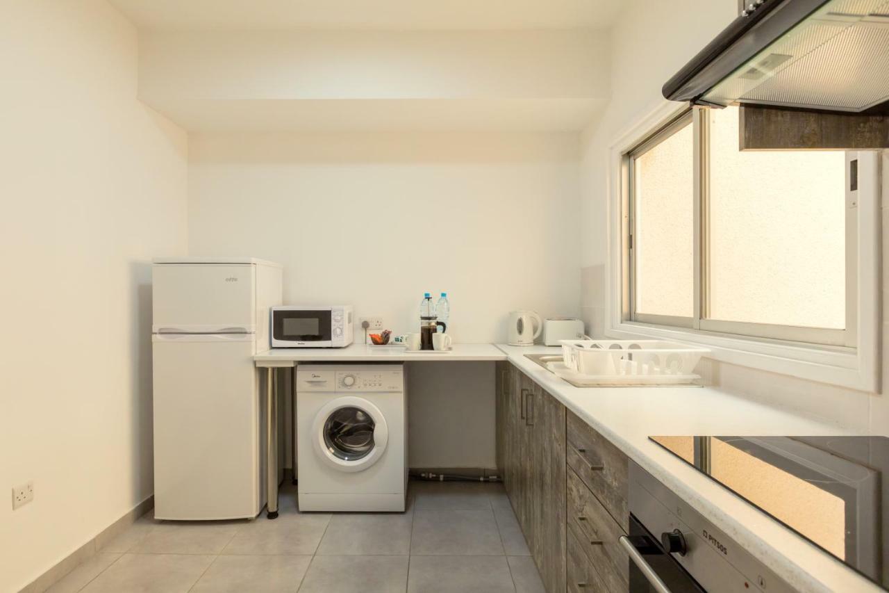 Savvas City Centre Flat Larnaca Extérieur photo